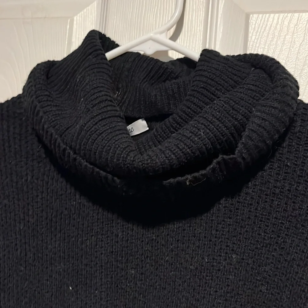 Madewell Turtleneck Sweater - Picture 2 of 4